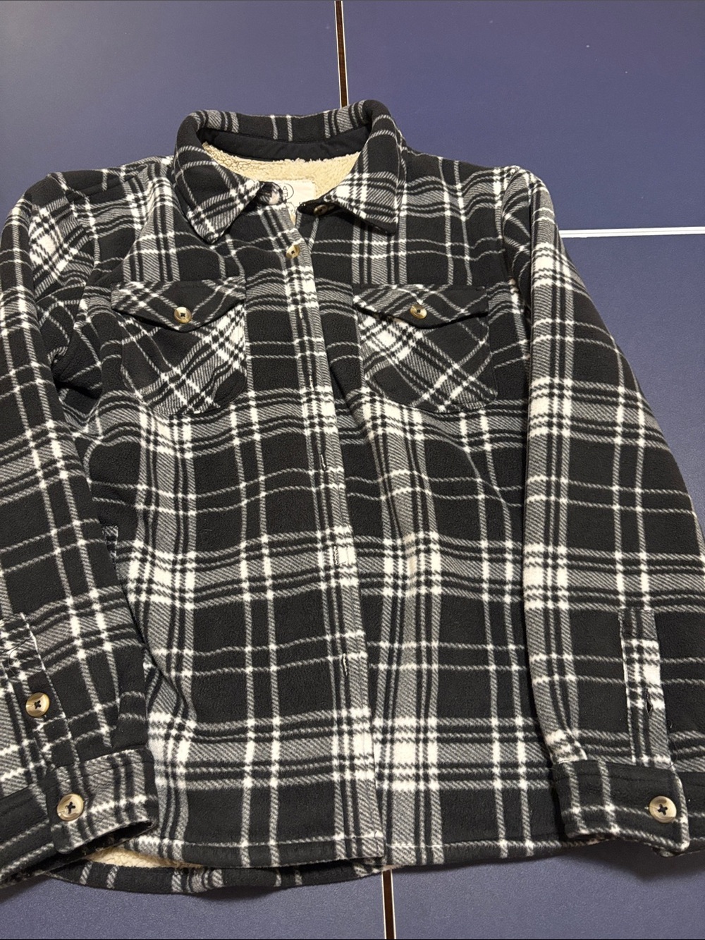 Women’s Black & White Plaid Sherpa-Lined Jacket size large